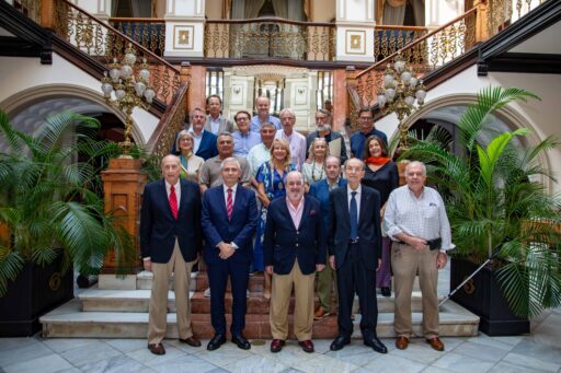 Junta Directiva de ASOCLUB en el Gabinete Literario – 27-10-2025